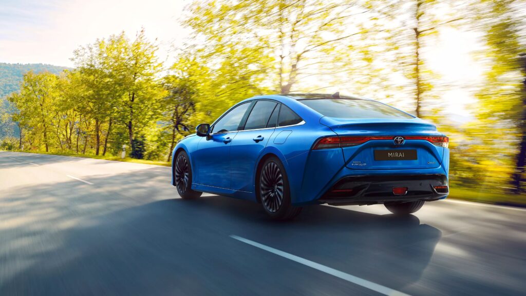 toyota mirai